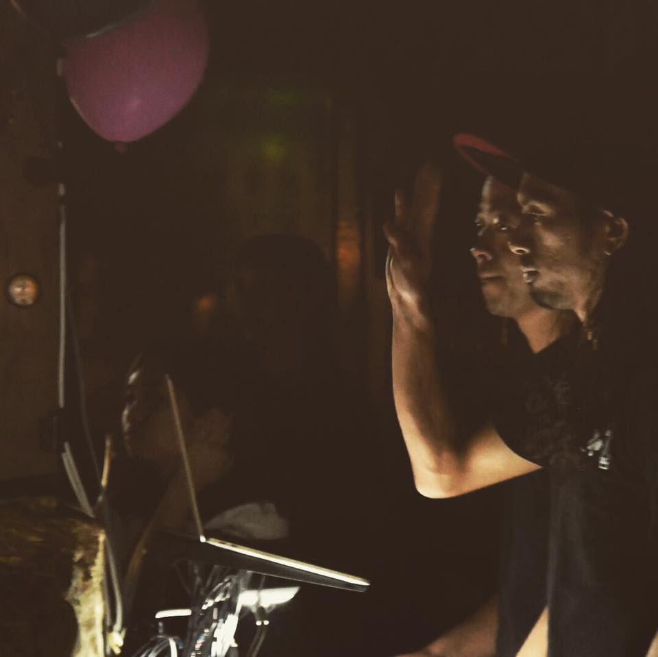 2017.09.02sat かりゆしの夜 Vol.17 ライブレポート　高岡敦　